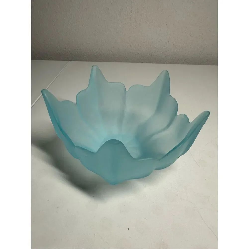 Viking Epic Satin Blue 5 Point Spiked Bowl Stockholm Flower Shaped 6.5”W 4” T